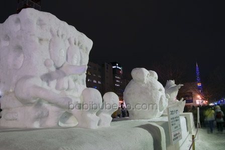 Bob l'éponge au festival de la neige de Sapporo, Japon